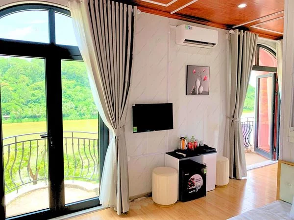 PHÒNG VIEW HỒ 02